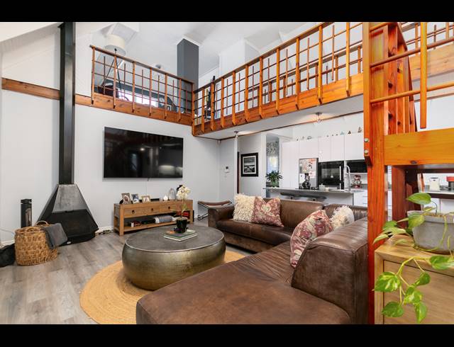 3 BEDROOM FREEHOLD FOR SALE IN PARKLANDS